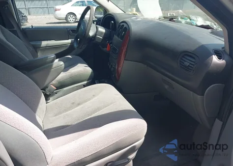 2007 Chrysler Town & Country z USA, uszkodzony, nr VIN 1A4GJ45R07B152105